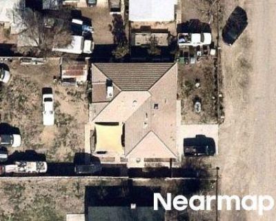 3 Bed 2 Bath Preforeclosure Property in Bakersfield, CA 93307 - Apple St