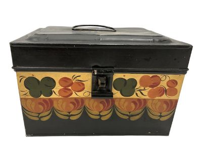 Mid 19th Century American Hand Painted Tole Box