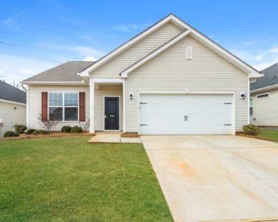 3 Bedroom 2BA 1725 ft Pet-Friendly House For Rent in Spartanburg County, SC