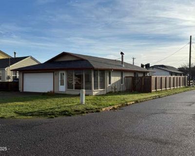 3 Bedroom 2BA 1074 ft Single Family Home For Sale in NEWPORT, OR