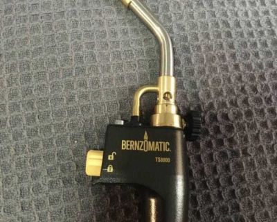 Brand NEW Bernzomatic TS8000 Torch Head