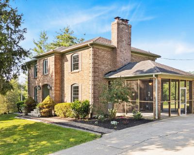 3 Bedroom 2BA 2597 ft Single Family House For Sale in Crestwood, KY