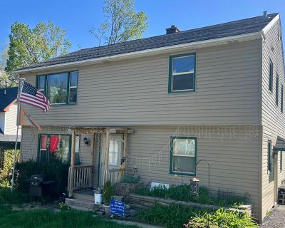 4 Bedroom 2BA 1700 ft Multi-Family For Sale in Madison, WI