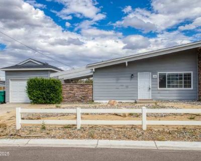 2 Bedroom 1BA 988 ft Apartment For Rent in Reno, NV