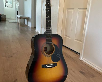 Rogue RA-090 Dreadnought Acoustic Guitar Sunburst with Signstek Guitar Stand