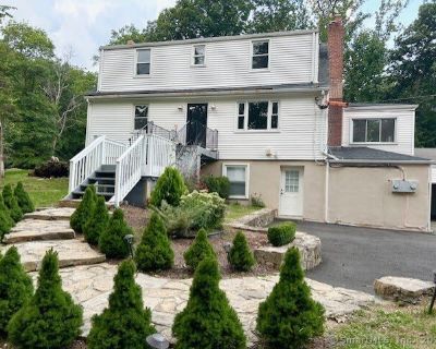 1 Bedroom 1BA 723 ft Apartment For Rent in Westport, CT