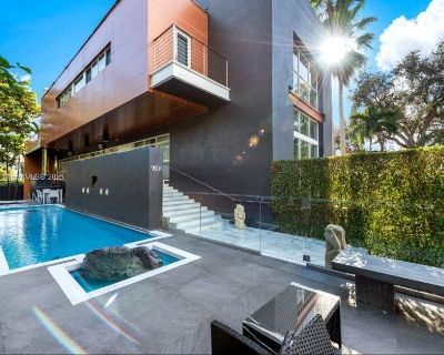 7 Bedroom 6BA 6017 ft Apartment For Rent in Miami, FL