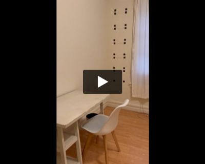 Unfurnished Room for Rent - Private Room For Rent Available December 1St.