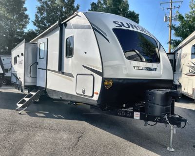 2022 Crossroads Rv Sunset Trail SS285CK