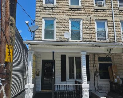 3 Bedroom 1BA 1311 ft Apartment For Rent in Tamaqua, PA