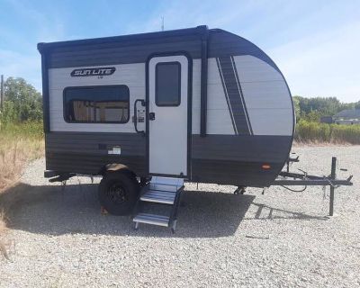 2025 Sunset Park SUNLITE 13BDLTD For Sale by Dealer in Bellefontaine, Ohio