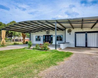 3 Bedroom 4BA 2860 ft Farm For Sale in BRENHAM, TX