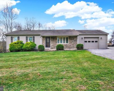 3 Bedroom 2BA 1814 ft Single Family House For Sale in York Haven, PA
