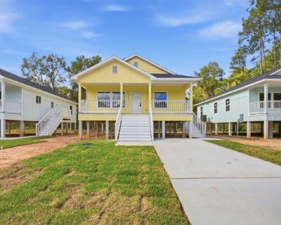 1913 Ross Ave. Discover this beautiful new construction home in Cleveland featuring 3 bedrooms and 2 full baths. Enjoy spacious living areas filled with natural light and a modern open-concept design. The kitchen offers granite countertops, sleek finishes, and plenty of cabinet space. Located in a quiet neighborhood with no HOA, this home provides comfort and convenience - just minutes from loc...