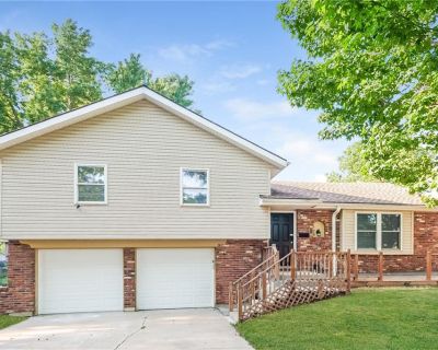 524 Stacey Drive. Property for Rent in Belton, MO for $1,880 with 3 bedrooms and 3 full baths. This property was built in 1973 on a lot size of 0.200872.. Welcome to your dream home! Step inside this pet-friendly home featuring modern finishings and a layout designed with functionality in mind. Enjoy the storage space found in the kitchen and closets as well as the spacious living areas and nat...