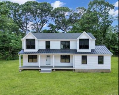 4 Bedroom 3BA 2900 ft Apartment For Rent in Setauket-East Setauket, NY