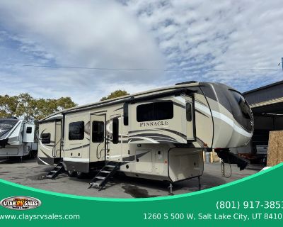 2019 Jayco Pinnacle Fifth Wheel 38FLWS