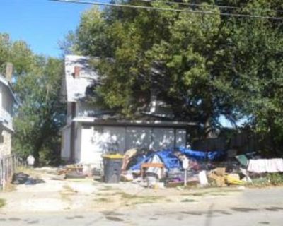 4 Bed 1.5 Bath Foreclosure Property in Kansas City, MO 64126 - E 12th St