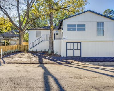 3 Bedroom 2BA 1100 ft Single Family House For Rent in Paris, TX