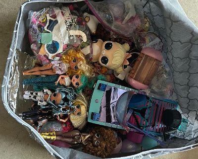 Huge Yard Sale .Everything Must Go!