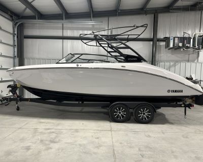 Yamaha Boats 252SD 2025