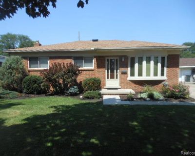 3 Bedroom 1BA 1823 ft Apartment For Rent in St. Clair Shores, MI