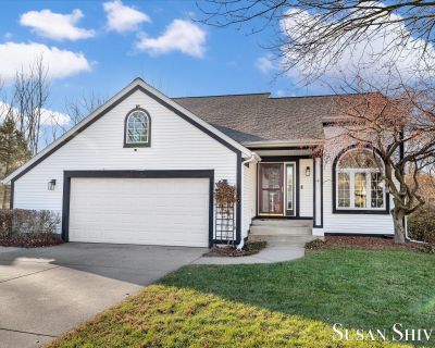 4 Bedroom 3BA 2332 ft Single Family House For Sale in Comstock Park, MI