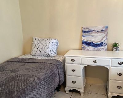 Room for rent in Private House - All Bills Paid