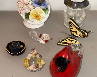 Seven items miscellaneous curio cabinet