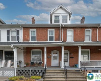 3 Bedroom 1BA 1274 ft Townhouse For Sale in Bethlehem City, PA