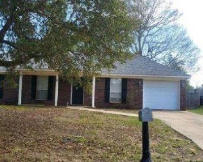 3 Bed 2 Bath Foreclosure Property in Wilmer, AL 36587 - Taylor Woods Loop E