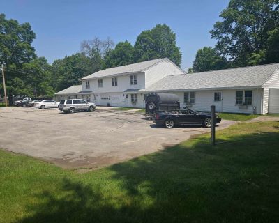 2 Bedroom 1BA 850 ft Apartment For Rent in Charlestown, NH
