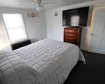 $1,300 per month room to rent in Brandywine Hills