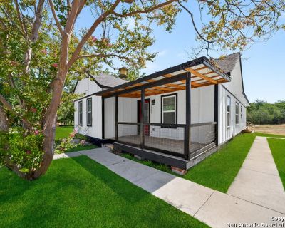 3 Bedroom 2BA 1240 ft Apartment For Rent in Hondo, TX