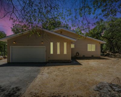 3 Bedroom 3BA 1748 ft Single Family House For Sale in Placerville, CA