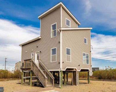 2 Bedroom 1BA 900 ft Single Family Home For Sale in BAYVILLE, NJ