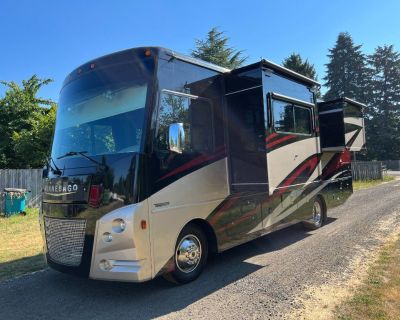 2017 Winnebago Vista LX RV