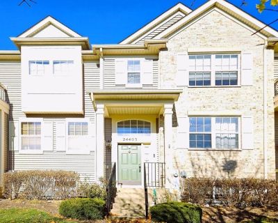 24403 John Adams Dr. Look no further than this charming 3-story townhouse in the desirable Patriot Square, nestled within the Plainfield 202 School District! Inside, you'll find an open floor plan featuring a cozy living room and dining area, perfect for family gatherings. The kitchen is equipped with stainless steel appliances, and there's a lovely balcony off the kitchenette for moments of re...