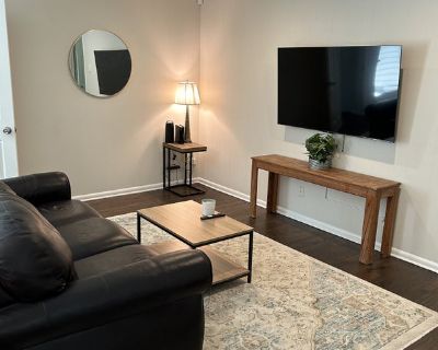 Unfurnished Room for Rent - Private Room w/ Ensuite