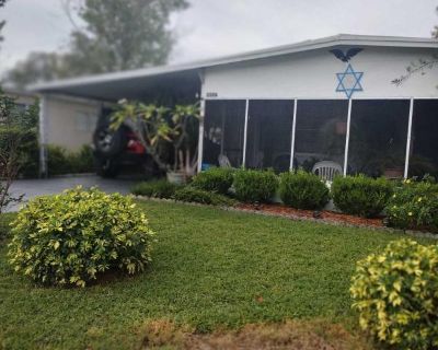 2 Bedroom 2BA 1272 ft Mobile Home For Rent in Orlando, FL