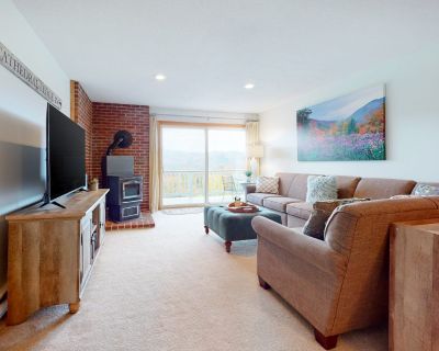 3 Bedroom 2 baths No pets 4.39 18 reviews What our guests are saying... AI-generated...