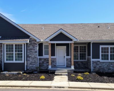 3 Bedroom 3BA 1984 ft Pet-Friendly Apartment For Rent in Overland Park, KS