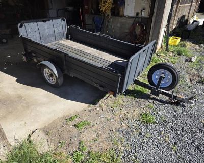 Snowbear Utility Trailer.