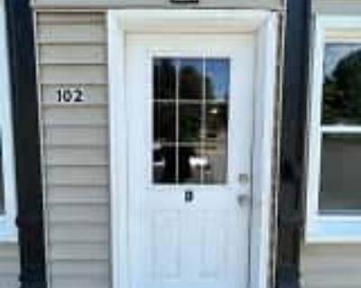 3 Bedroom 1BA 1100 ft² Apartment For Rent in Quincy, OH 102 N Miami St unit D