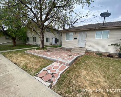 881 Egbert Street. Joshuah Gibbs josh.gibbs@realatlas.com 303-226-9031 www.realatlas.com Updated Photos Coming soon. PHOTOS ARE OF DIFFERENT UNIT. Schedule your in- person showing today! Walk to the movie theatre or Main Street! Bike to shops at Brighton Pavilions or nearby Brighton High. Starbucks, Safeway and Santiago's are also right around the corner from this centrally located home! This 1...