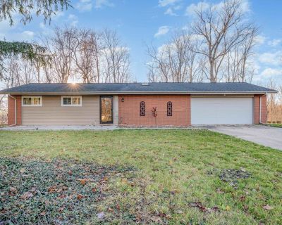 3 Bedroom 2BA 1008 ft Single Family House For Sale in Saginaw, MI