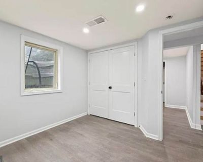 Available on: now. Furnished. Parking available * Internet included * Students welcome Hannah Blake will require background checks for this room Learn more. Basement apartment, 3 minutes from GMU campus. Females only and fully furnished.. Rent $1,000 per month Bills Not included Security deposit $1,000 Property type Basement Room furnishing Furnished Preferred gender Females Available on Now. I...