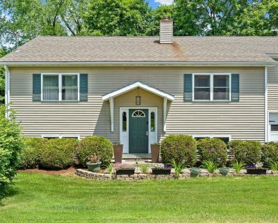 3 Bedroom 3BA 1976 ft Single Family House For Sale in Barre City, VT