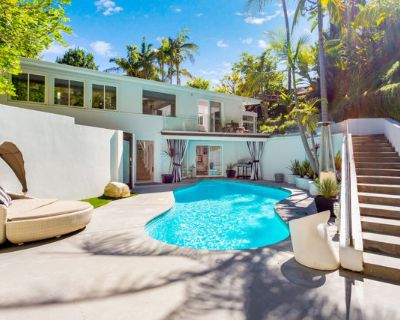 3 Bedroom 1BA 2535 ft House For Rent in Beverly Hills, CA