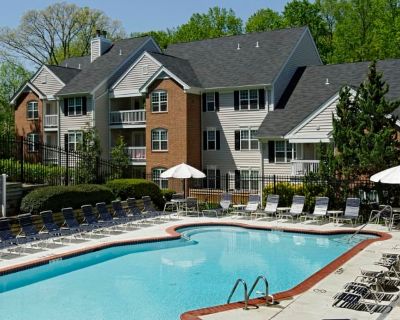 eaves Fairfax City. image_url. Verified by eaves Fairfax City 5 HRS ago. Prices may vary depending on lease length. We get our prices directly from eaves Fairfax City . Studio 1 Bedroom 2 Bedrooms 3 Bedrooms Never miss a deal! Get immediate alerts when prices drop or new units arrive. Turn on alerts A1 1 Bed 1 Bath 810 sqft Starting at $2,270 Available 1. Pets allowed. 2 Bedroom. 2 Bathroom. 10...